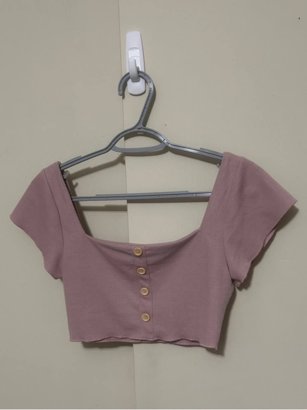 Small Sabo Women's Mauve Button-Front Crop Top